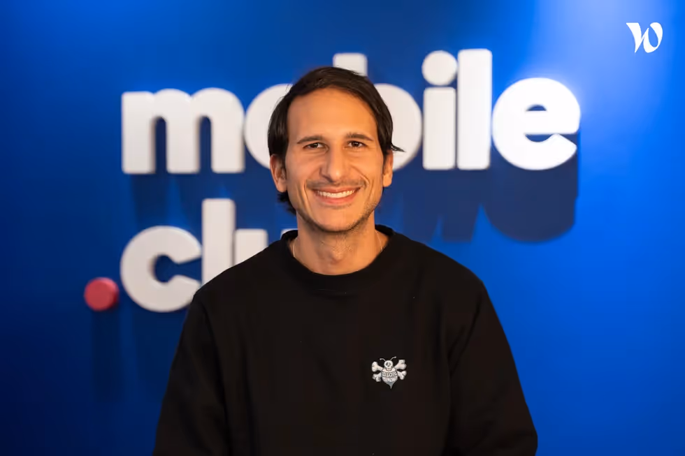 Client film&eacute; dans le cadre d'une production vid&eacute;o Biux